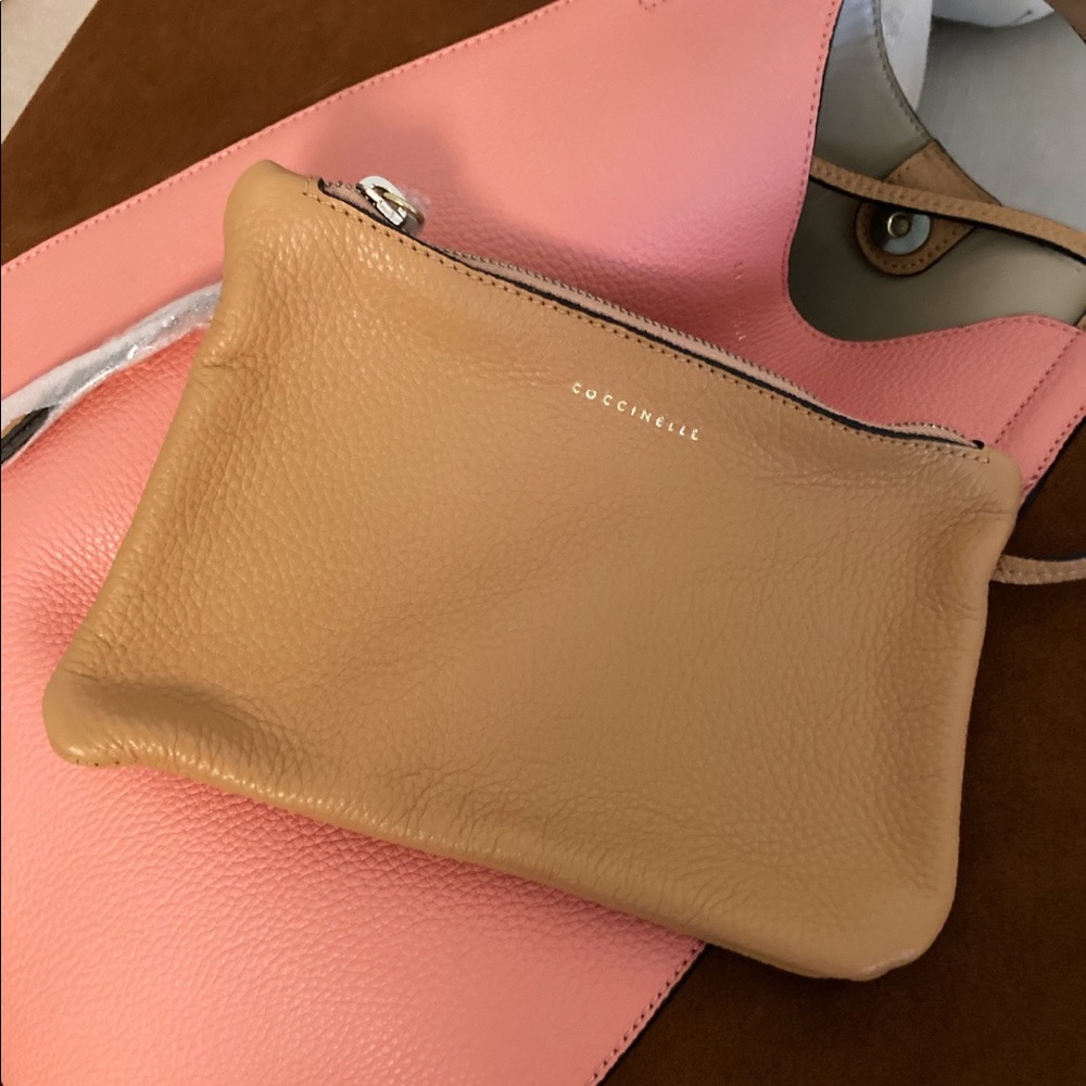 Never used high quality leather Toto shopper bag.